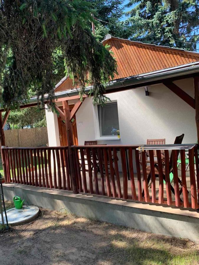 Mineral Apartman Crystal Sostofurdo Екстер'єр фото