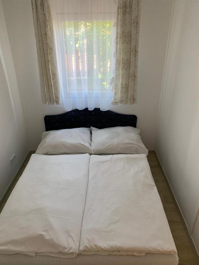 Mineral Apartman Crystal Sostofurdo Екстер'єр фото